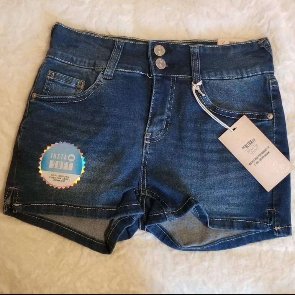 Wallflower shorty shorts insta soft denim nwt